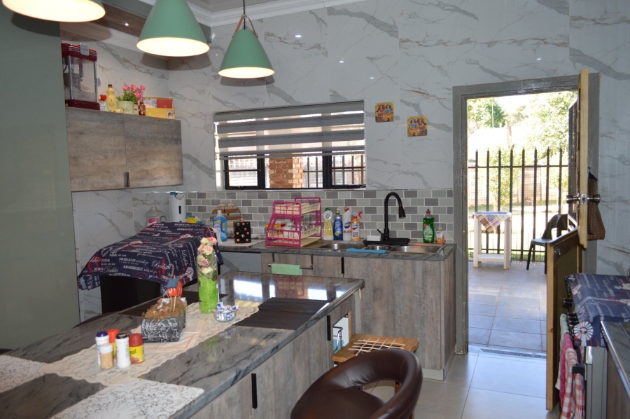 3 Bedroom Property for Sale in Elandia North West